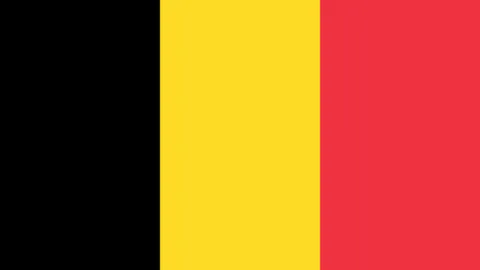 《独家揭秘！利物浦或挥别斯洛特，违约金高达千万镑，真相即将揭晓！》