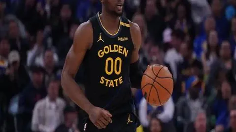 新鹏城1-3不敌海港，尤萨进球致胜古斯塔沃双响夺魁